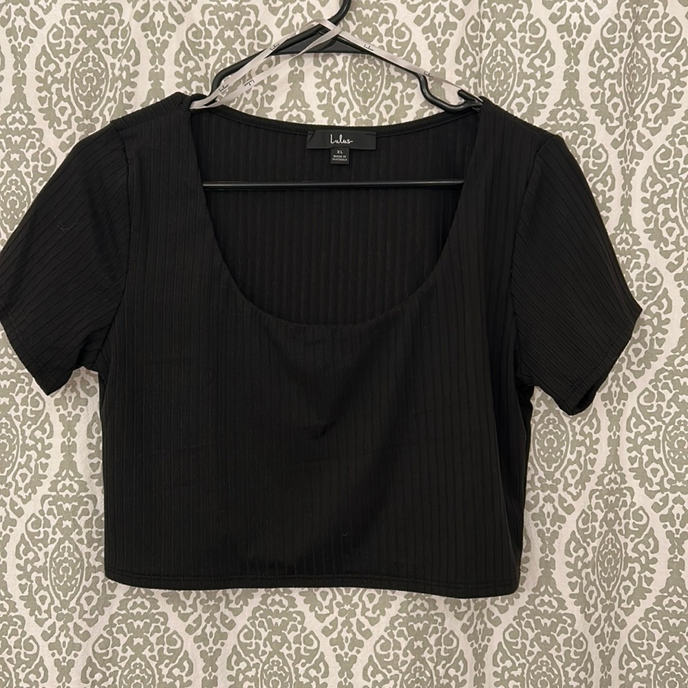 Black Ribbed Crop Top